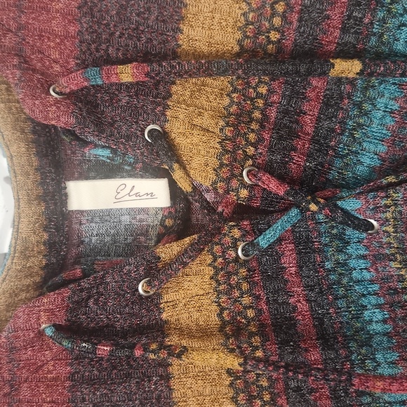 Elan open shoulder top - Picture 3 of 5